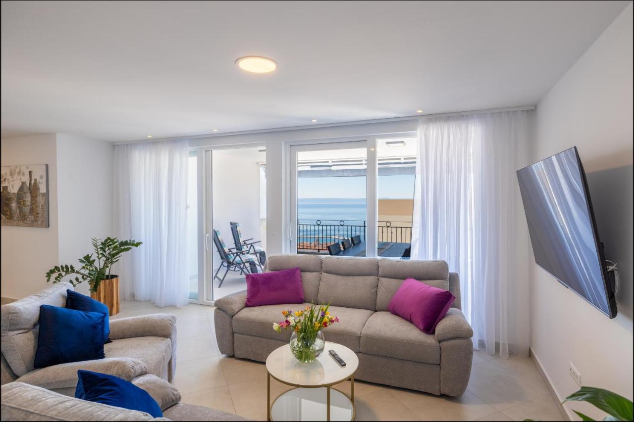 Villa Smaragd - Lapis - Luxury Apartment With Shared Pool Makarska Eksteriør billede