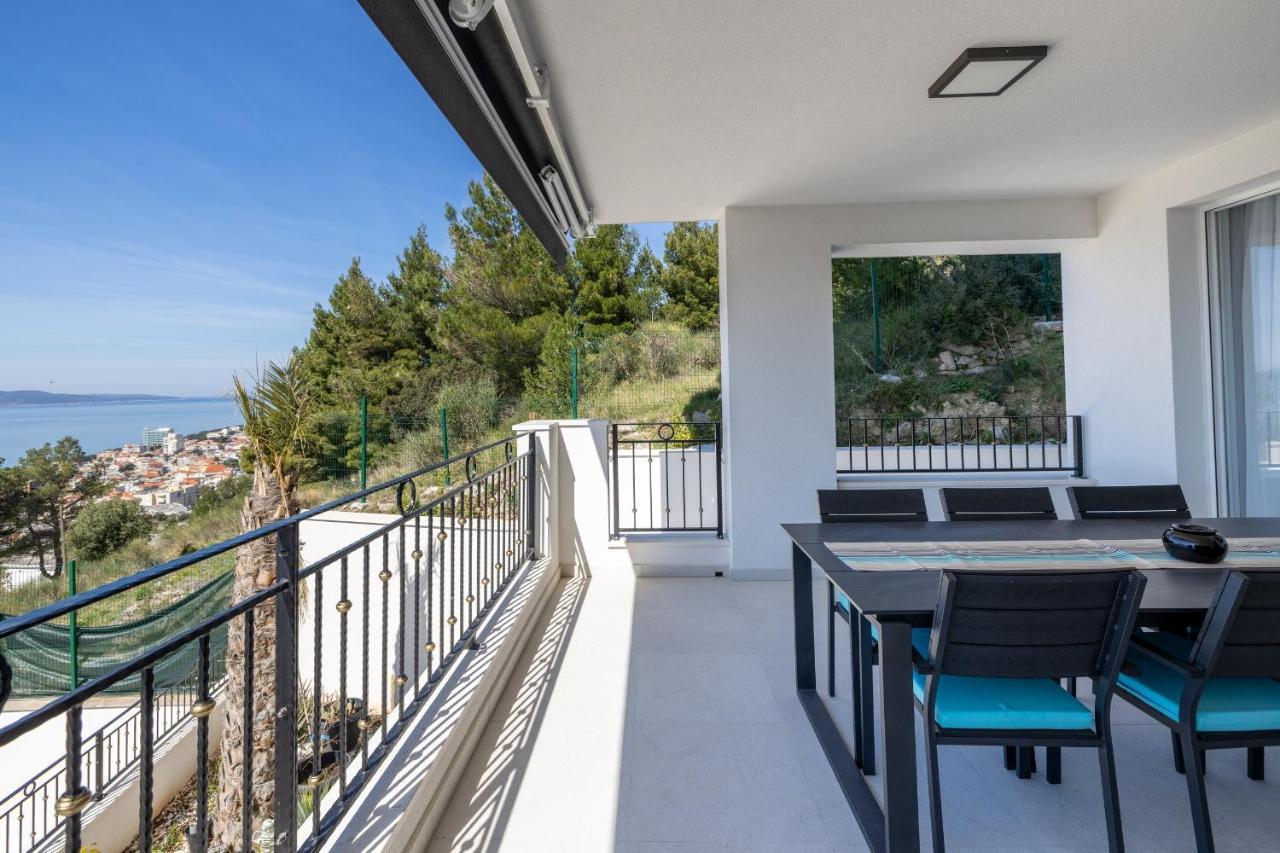 Villa Smaragd - Lapis - Luxury Apartment With Shared Pool Makarska Eksteriør billede