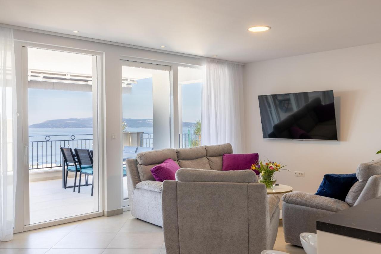 Villa Smaragd - Lapis - Luxury Apartment With Shared Pool Makarska Eksteriør billede