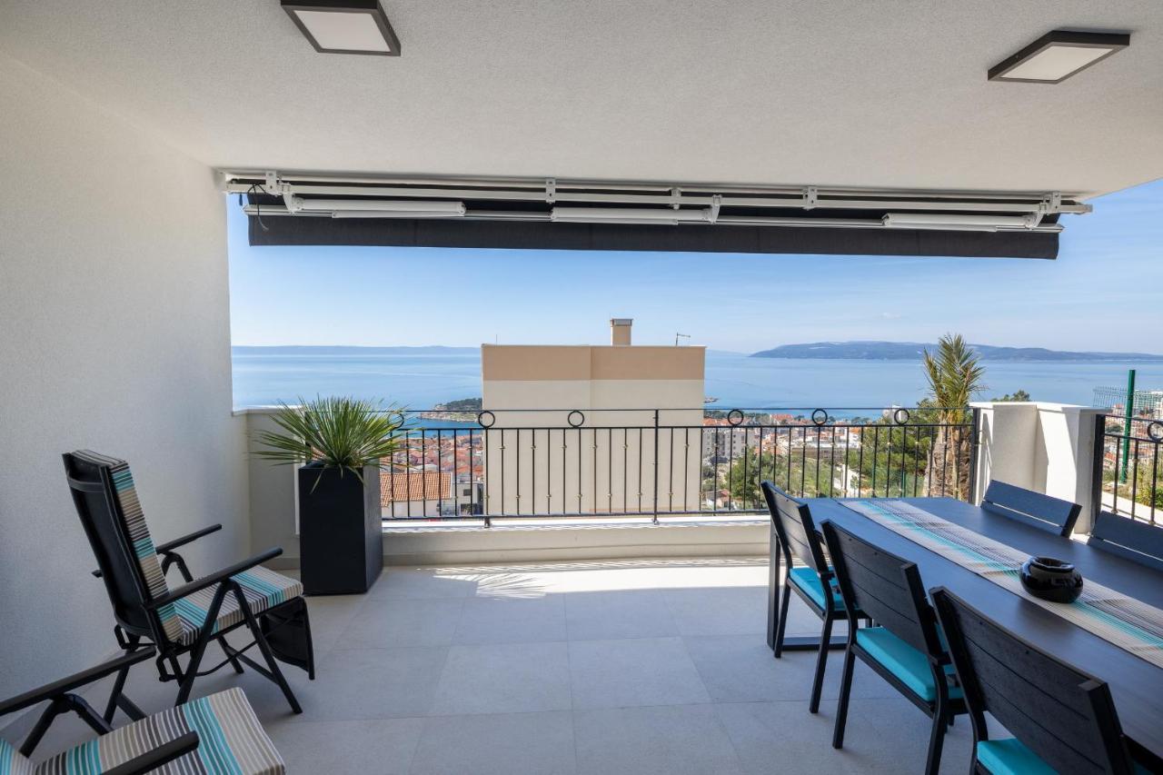 Villa Smaragd - Lapis - Luxury Apartment With Shared Pool Makarska Eksteriør billede