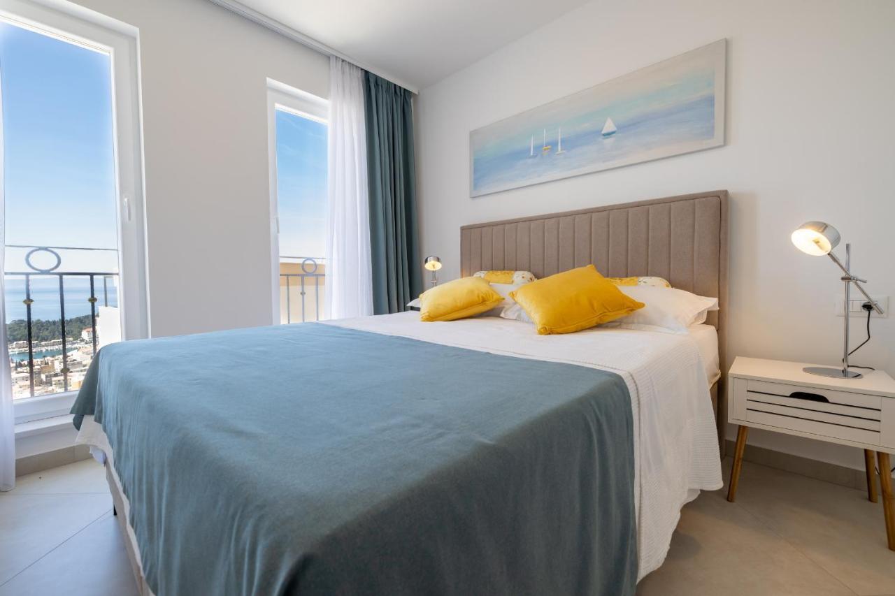 Villa Smaragd - Lapis - Luxury Apartment With Shared Pool Makarska Eksteriør billede