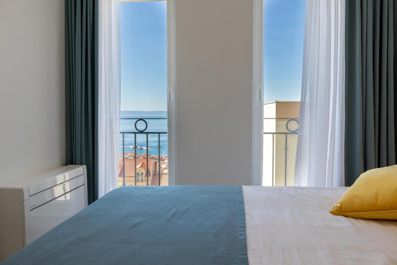 Villa Smaragd - Lapis - Luxury Apartment With Shared Pool Makarska Eksteriør billede