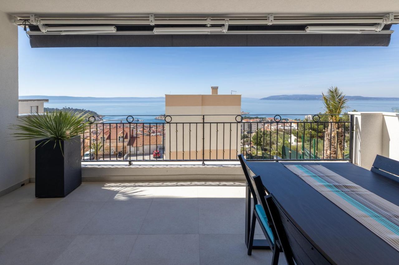 Villa Smaragd - Lapis - Luxury Apartment With Shared Pool Makarska Eksteriør billede