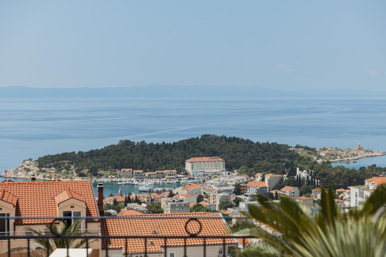 Villa Smaragd - Lapis - Luxury Apartment With Shared Pool Makarska Eksteriør billede